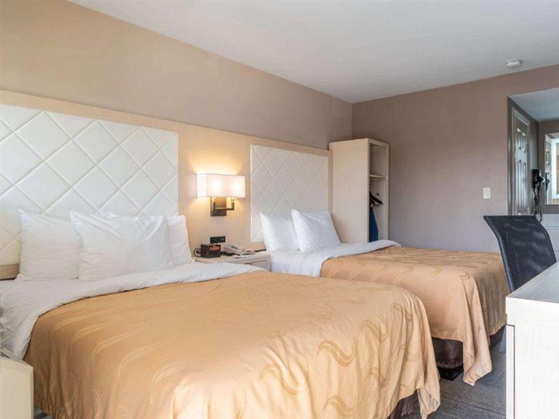 Signature Inn ברקלי מראה חיצוני תמונה