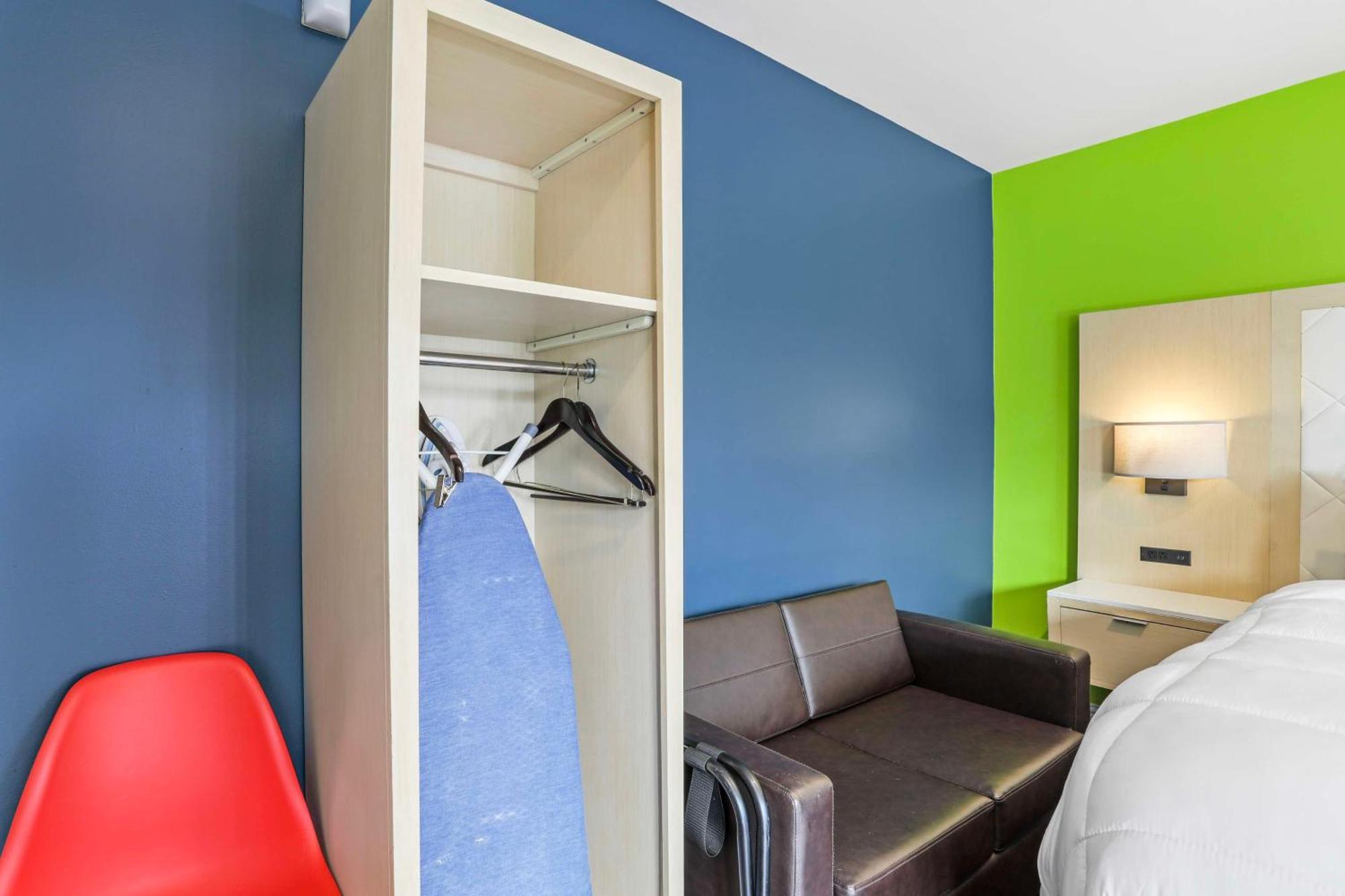 Signature Inn ברקלי מראה חיצוני תמונה