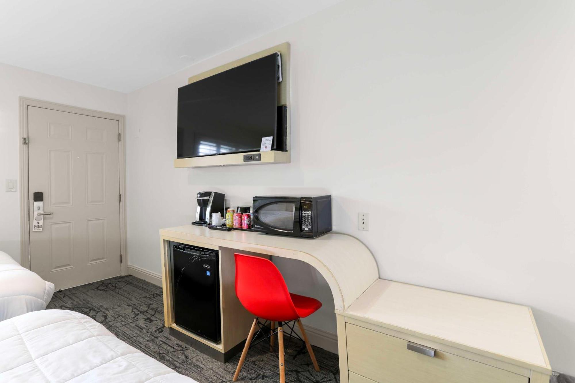 Signature Inn ברקלי מראה חיצוני תמונה